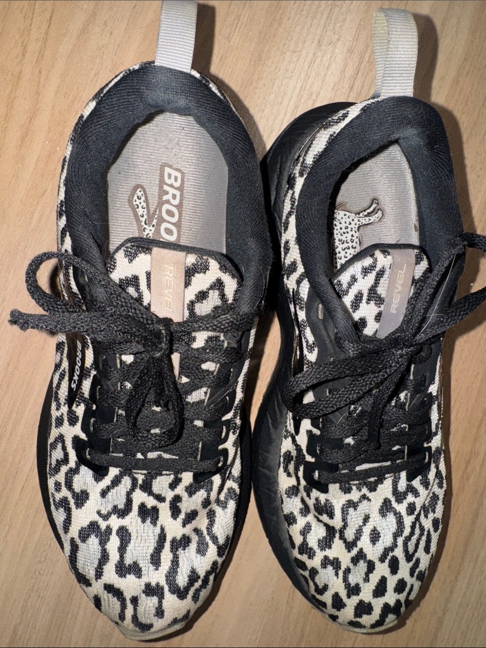Brooks Revel Leopard Print Running Shoes - Black & White - Picture 2 of 4